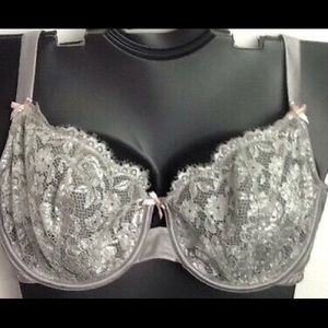 NWOT • Cacique • Size 40F Balconette Bra